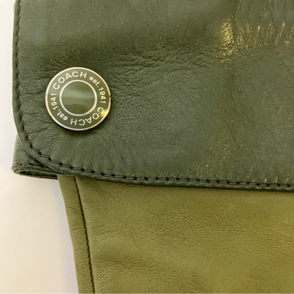 ***final price! Coach olive green leather gloves size 6.5 - Picture 3 of 4